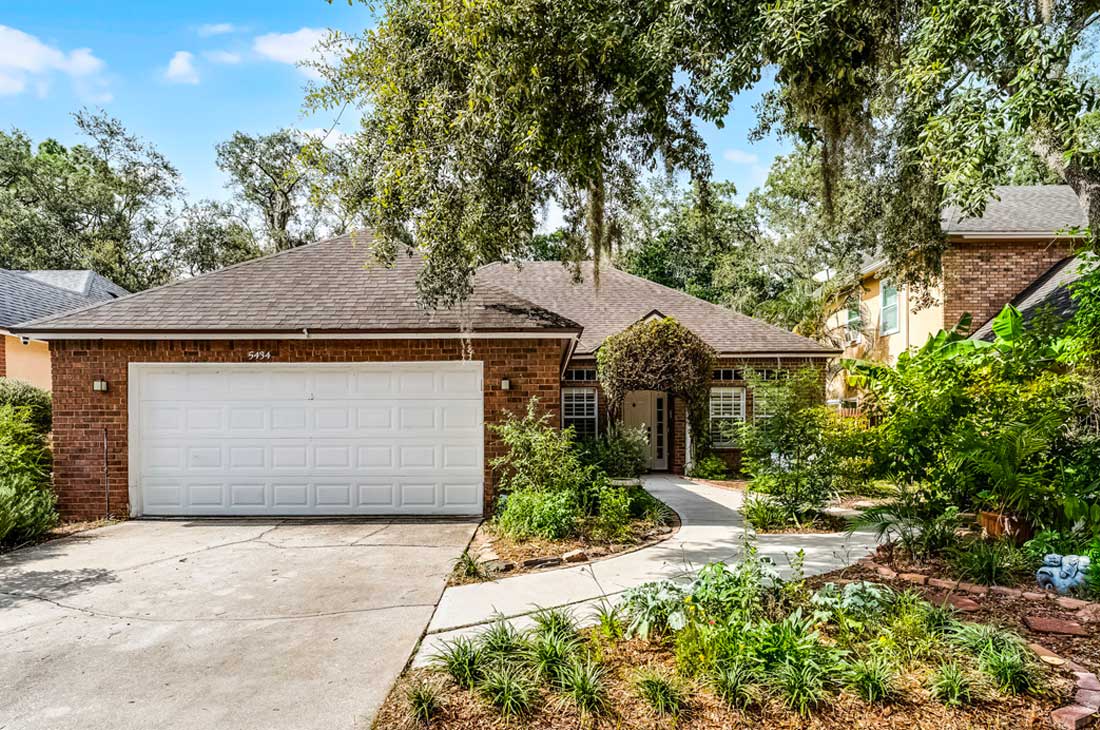 Showcase of a Florida Friendly HOA Food Forest